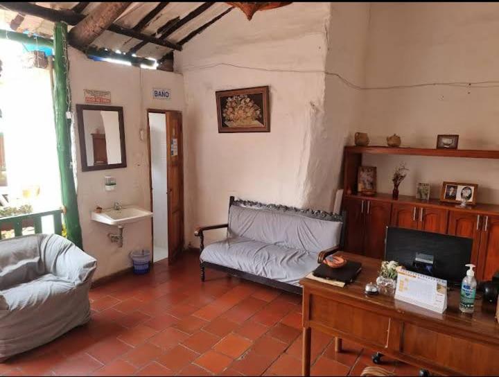 Mi Ranchito, Centro