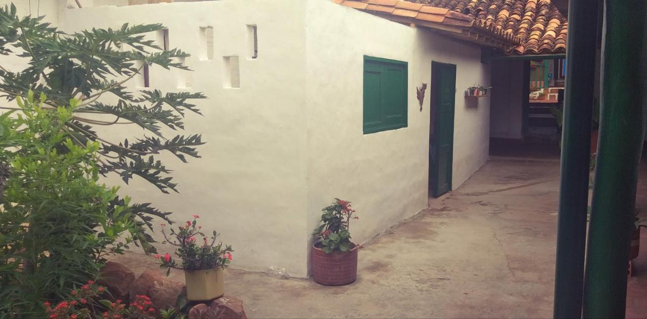 Mi Ranchito, Centro Casa de hóspedes